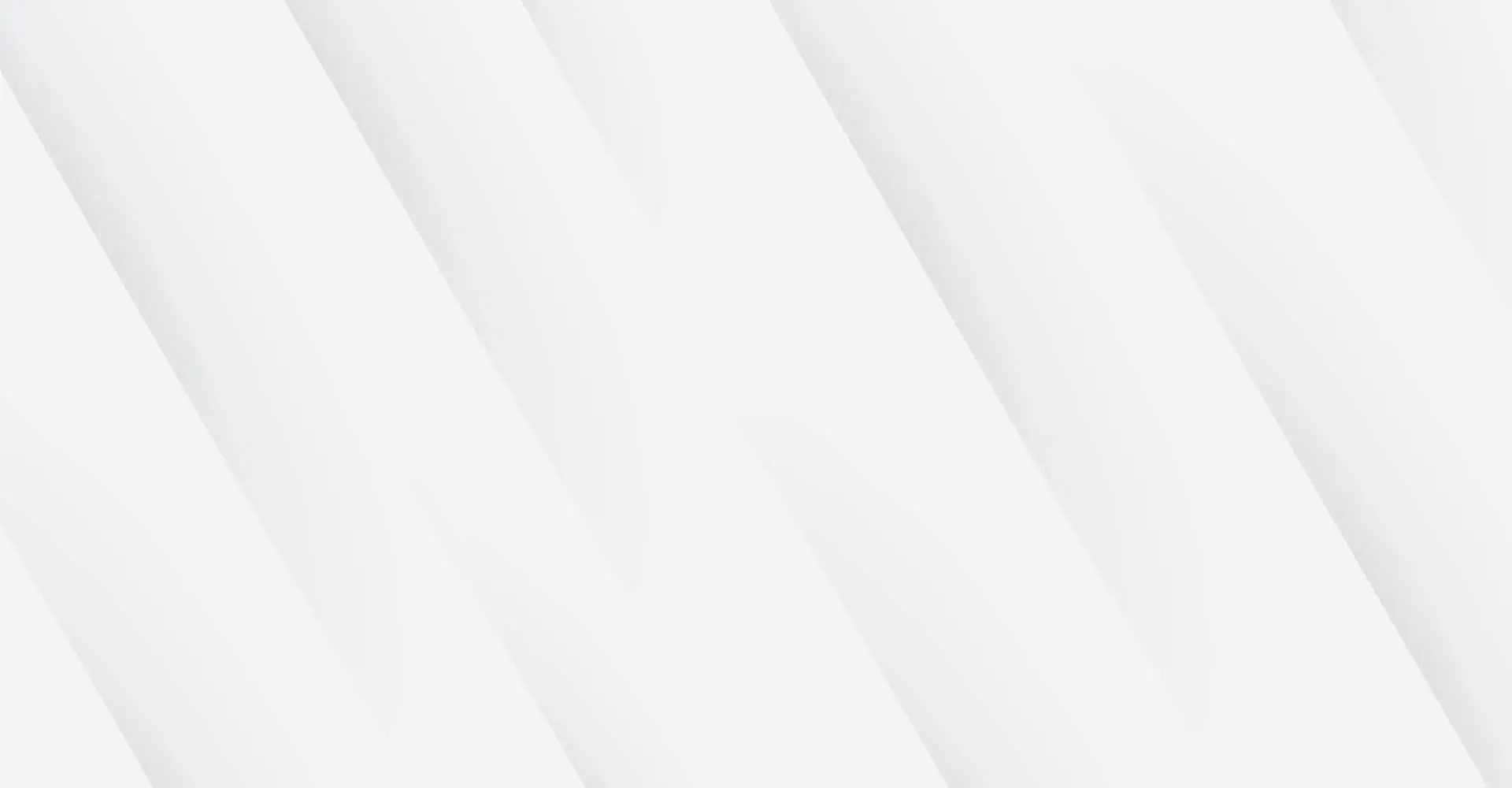 Equipo profesional desarrollando software empresarial